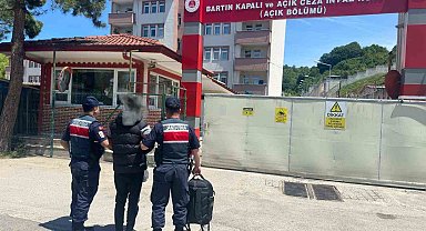JASAT ekipleri aranan 4 kişiyi yakaladı