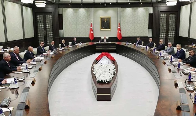 Kabine yoğun gündemle toplanıyor!