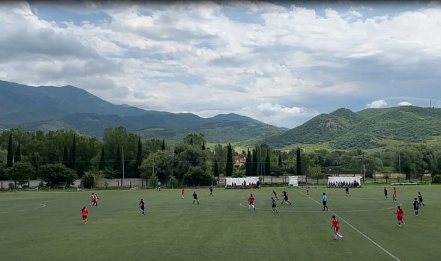 Kadın futbol takımlarından Gürcistan'da dostluk maçı