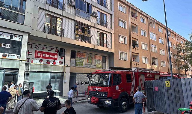 Kafenin deposunda yangın paniği