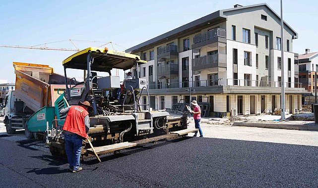 Kahramanmaraş Azerbaycan Mahallesi'nin yolları asfaltlanıyor