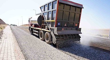 Kahta'da yol yapım ve asfaltlama çalışmaları hızlandırıldı