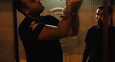 Kalbi duran yavru kediye yürek ısıtan kalp masajı