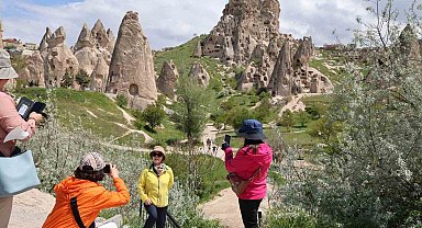 Kapadokya bölgesinde turist sayısı yüzde 4, balonla uçan yolcu sayısı da yüzde 19 arttı