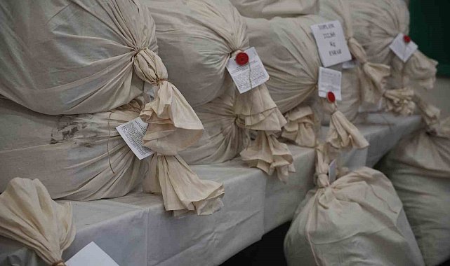 Kapıkule'de 212 kilo uyuşturucu ele geçirildi: 3 Gözaltı