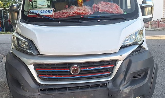 Karabük'te okul servisi ile otomobil çarpıştı: 3 yaralı