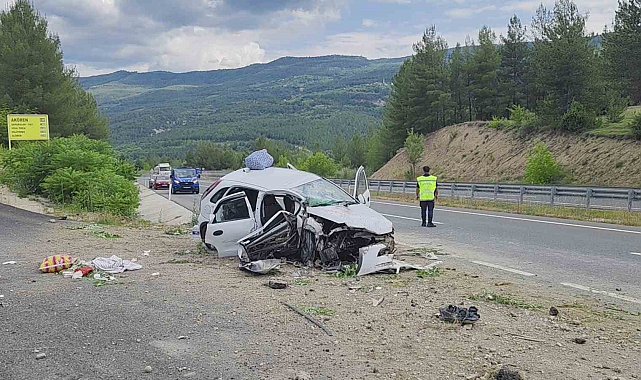 Karabük'te yoldan çıkan otomobil beton menfeze çarptı: 1 ölü, 3 ağır yaralı