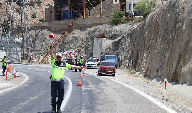 Karaman'da jandarma ekiplerinden bayram denetimi