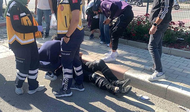 Karaman'da otomobille çarpışan motokurye yaralandı
