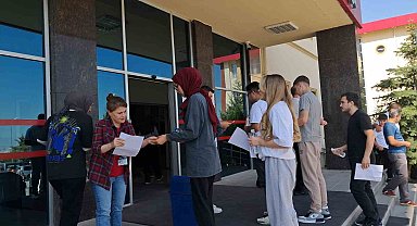 Karaman'da YKS'ye geç kalan adaylar sınava alınmadı