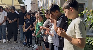 Karne gününde görevi başında fenalaşan öğretmen hayatını kaybetti