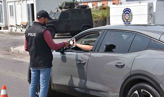 Kars'ta polis adeta göz açtırmıyor