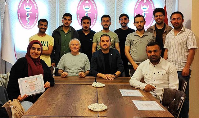 Kars'ta, "İneklerde Rektovaginal Yöntemle Suni Tohumlama" kursu tamamlandı
