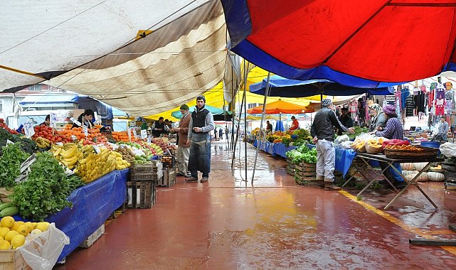 Kartepe'de arefe günü pazar kurulacak