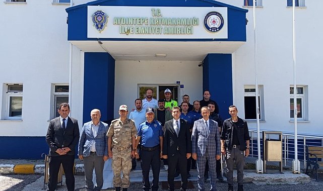 Kaymakam Böçkün güvenlik güçlerinin ve sağlık çalışanlarının bayramını kutladı