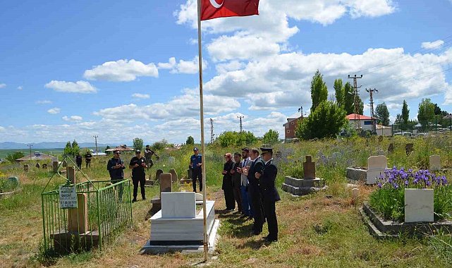 Kaymakam Koşansu'dan şehit aileleri ve gazilere bayram ziyareti
