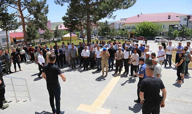 Kaymakam Musa Ayyıldız'a duygusal veda