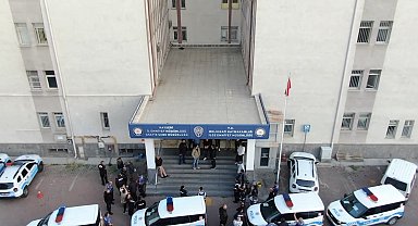 Kayseri'de 84 polis ile aranan şahıslara operasyon: 23 gözaltı