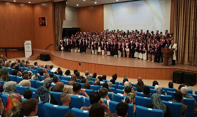 KBÜ Tıp Fakültesi Mezunları hekimliğe ilk adımını attı