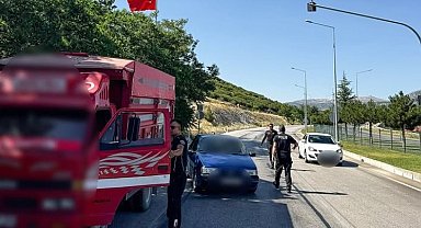 Keçiborlu'da asayiş ve trafik uygulamasında sentetik ecza ele geçirildi