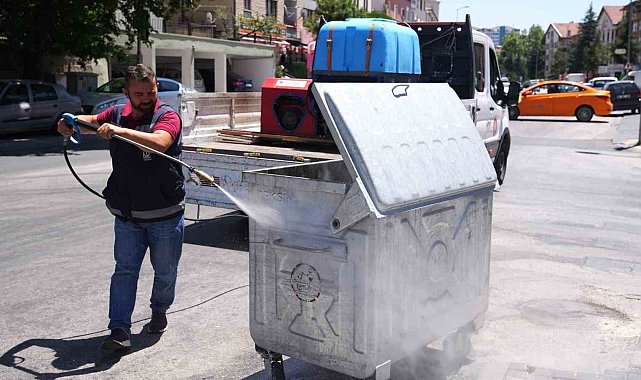 Keçiören'de haşere ve sineklere karşı önlem
