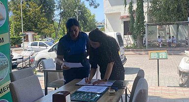 Kemer'de zabıta fiyat etiketlerini denetledi