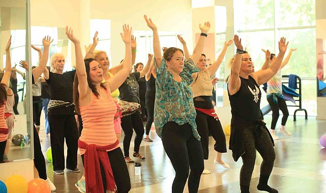 Kepez'den hanımlara özel pilates eğitimi