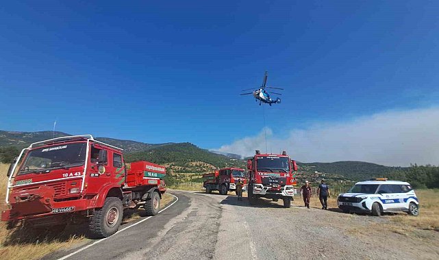 Kepsut'taki 2 ayrı orman yangınında soğutma çalışmaları sürüyor, 5 kişi gözaltında