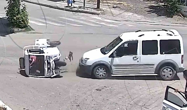 Kırıkkale'de dikkatsiz sürücülerin yaşadığı trafik kazaları kamerada