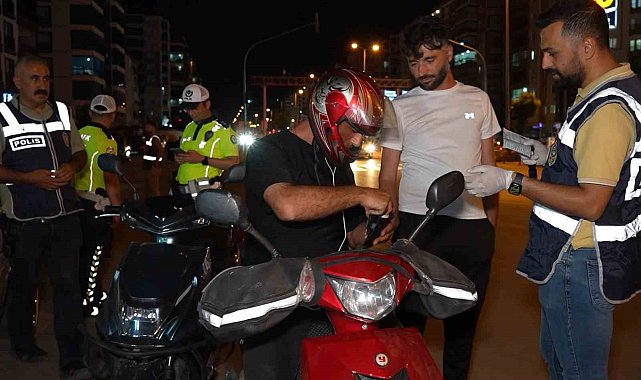 Kırıkkale'de trafik ekiplerinden motosiklet sürücülerine sıkı denetim