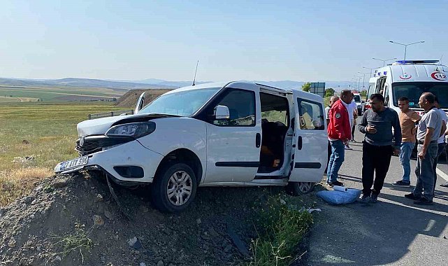 Kırıkkale'de trafik kazası: 4'ü çocuk, 7 yaralı