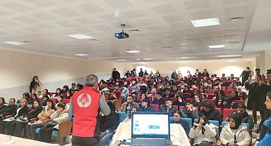 Kırşehir emniyeti 4 bin 441 öğrenciyi bilgilendirdi