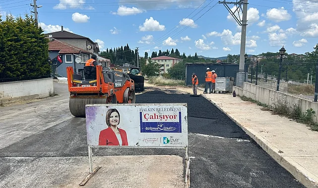 Kocaeli İzmit'te asfalt atağı
