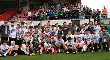 Kocaelispor U19 takımına şampiyonluk primleri ödendi