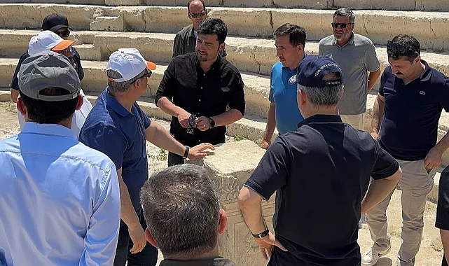 Konya protokolünden Karatay'a ziyaret
