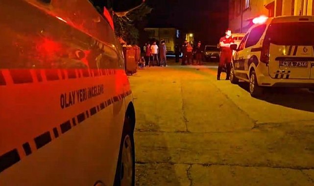 Konya'da bıçaklı kavga: Baba ve iki oğlu yaralandı