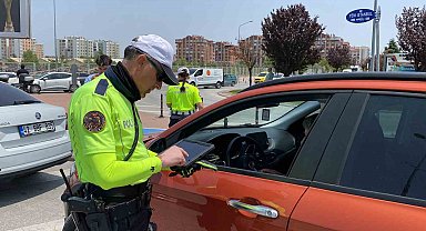 Konya'da trafik ekiplerin bayram mesaisi devam ediyor