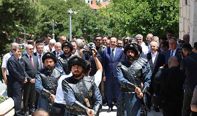 Konya'nın darülmülk oluşunun 928. yıl dönümü kutlamaları başladı