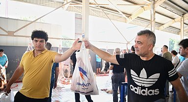 Konyaaltı'nda ücretsiz kurban kesim hizmeti sunuldu