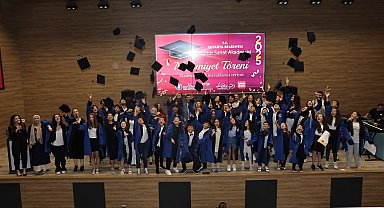 Kültür Sanat Akademisi ilk mezunlarını verdi