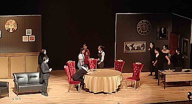 Kumar bağımlılığını tiyatro ile anlattılar