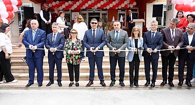 Kursiyerlerin yıl sonu sergisi ilgi gördü