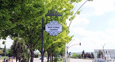 Kütahya OSB'den çini motifli cadde tabelaları