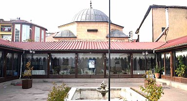 Kütahya Rüstem Paşa Medresesi tarihe ışık tutuyor