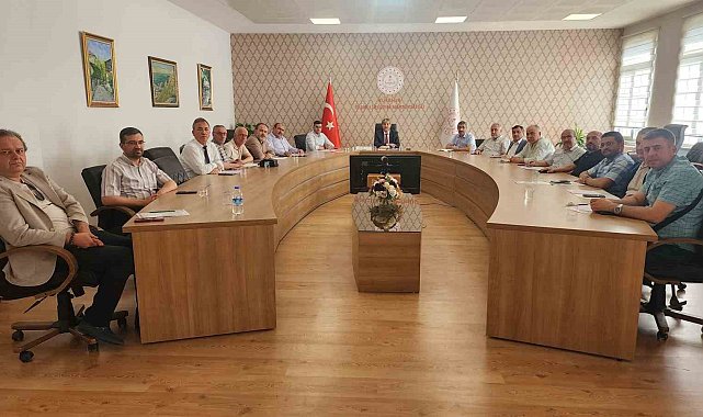 Kütahya'da Lise Müdürleri sene sonu değerlendirme toplantısında bir araya geldi