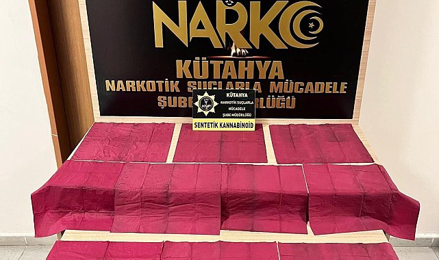 Kütahya'da uyuşturucu ticareti yaptıkları iddiasıyla 2 zanlı tutuklandı