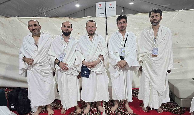 Kütahyalı hacı adayları Arafat'ta vakfeye durdu
