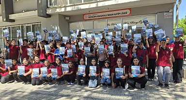 Liselilerin hazırladığı 'Sancak' dergisi okuyucuyla buluştu