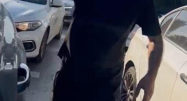 Maltepe'de trafikte dehşet: Kadın sürücü, 2 çocuğunun yanında saldırıya uğradı