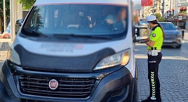 Manisa'da 9 okul servisine 12 bin TL ceza